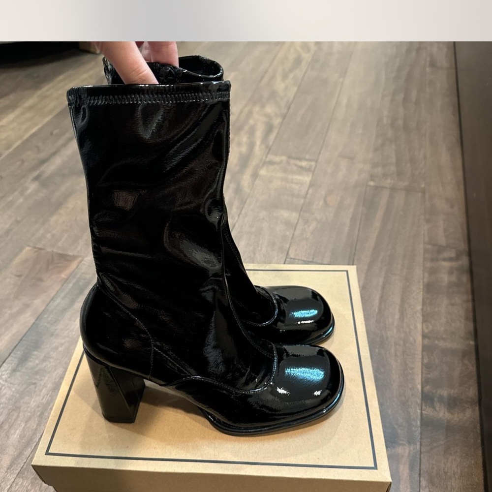 Black Women's Boots ASOS design high heeled sock boots black patent - size US 7